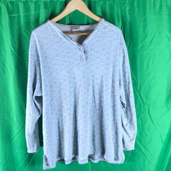 L.L. Bean Tops - Women’s ll bean size xxl L.L. Bean Tops - Women’s ll bean size xxl